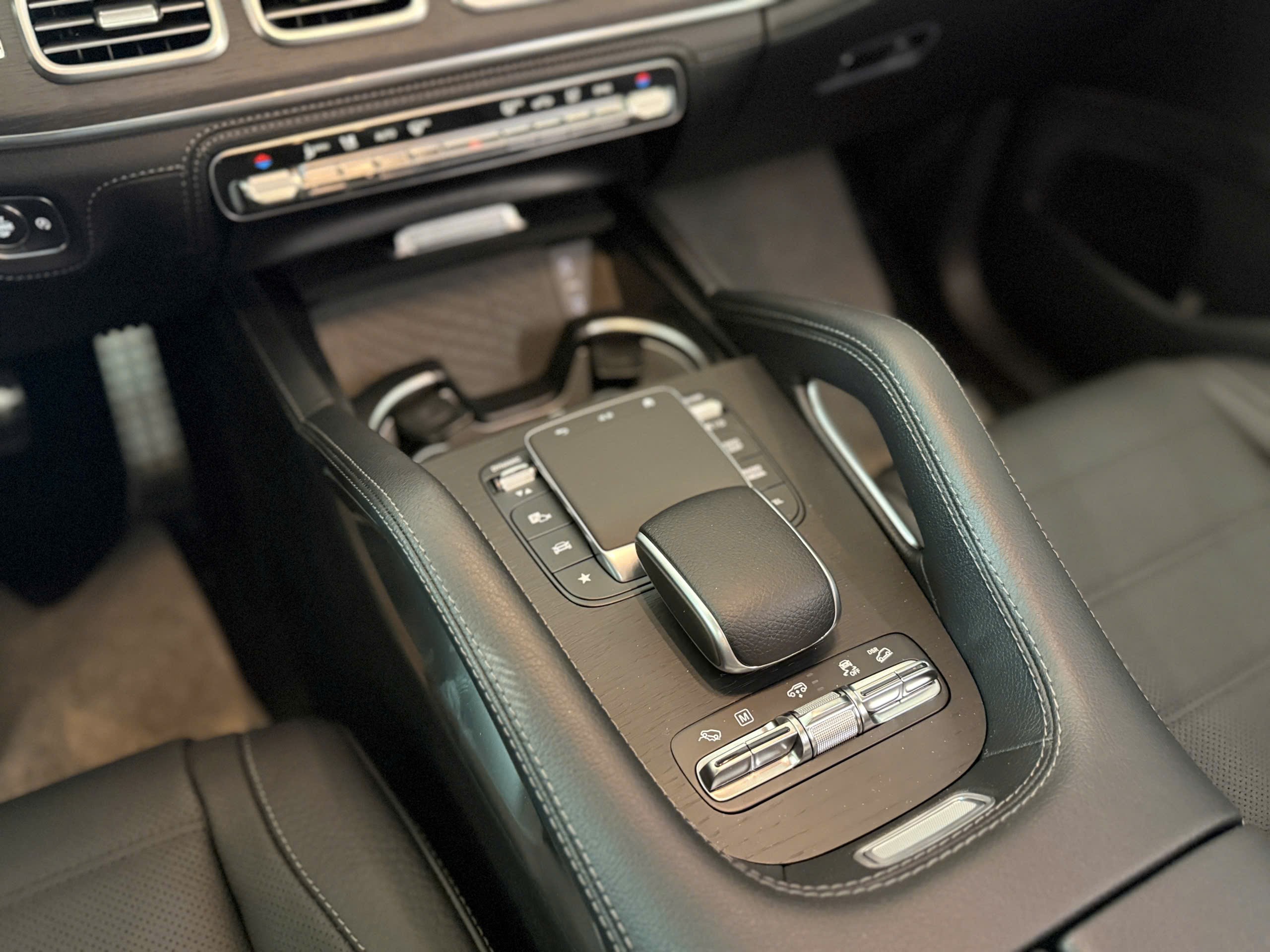 Chi tiết Mercedes-Benz GLS bản kỷ niệm 30 năm, giá 6 tỷ đồng - 12