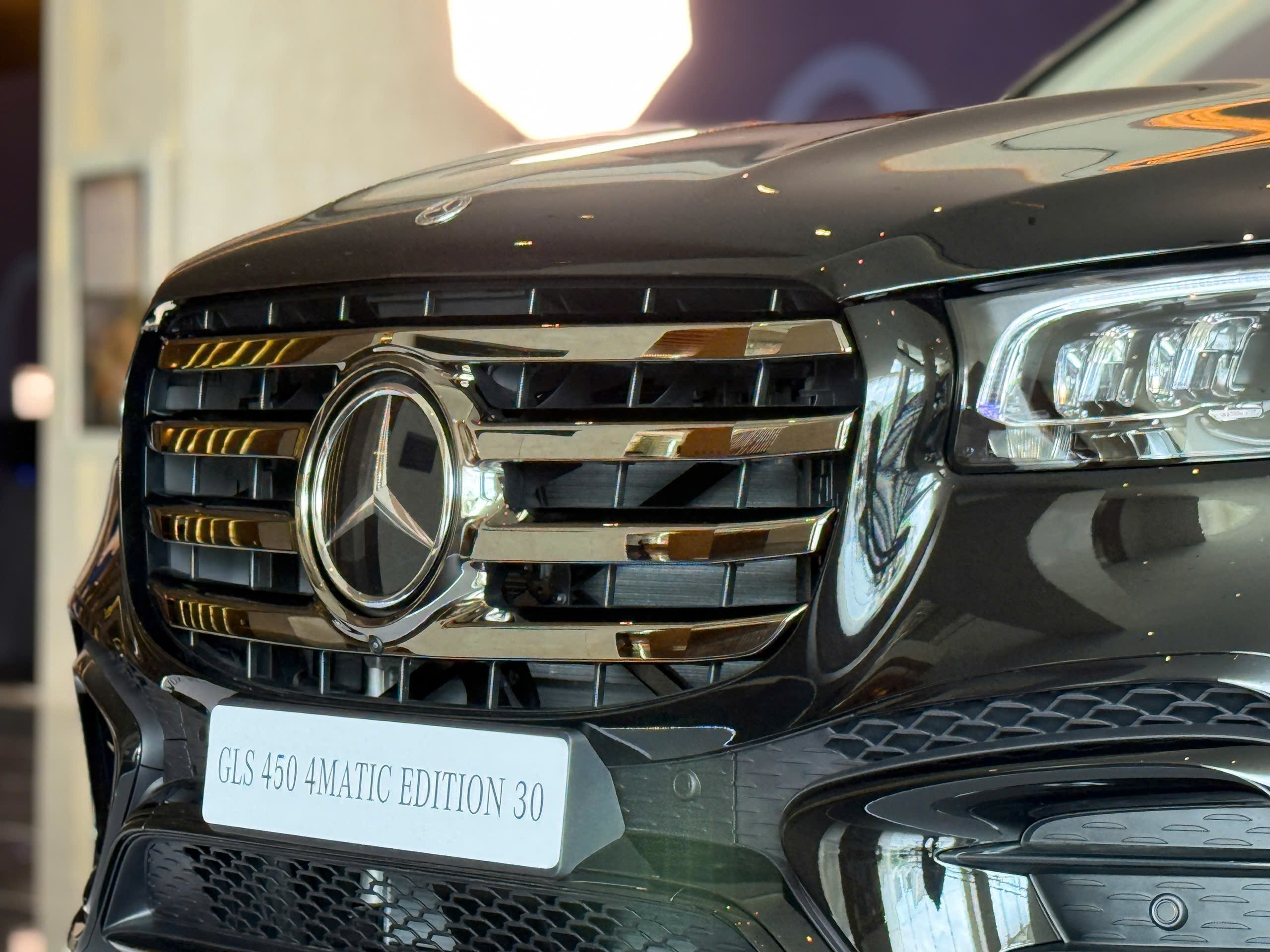 Chi tiết Mercedes-Benz GLS bản kỷ niệm 30 năm, giá 6 tỷ đồng - 7