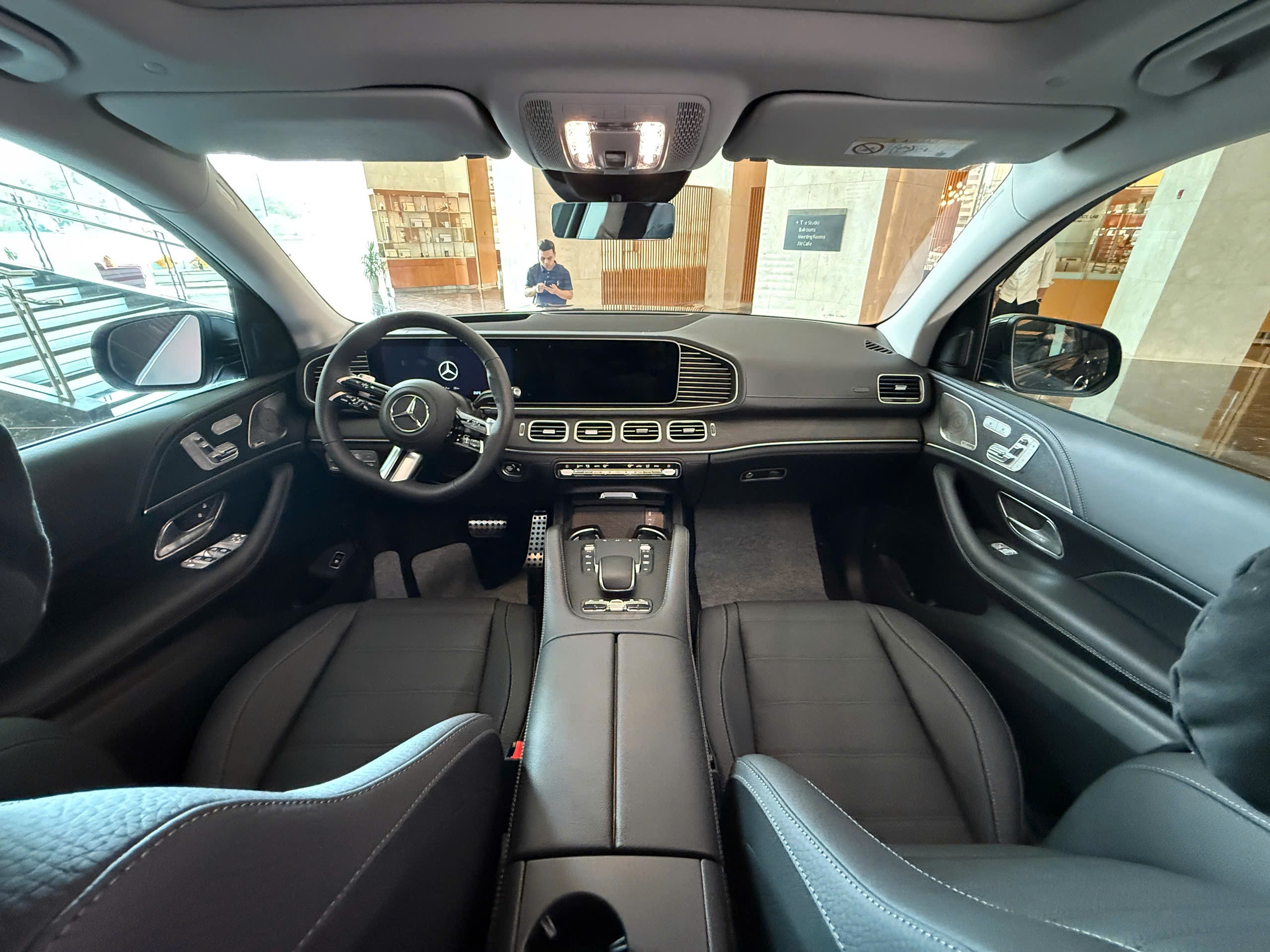 Chi tiết Mercedes-Benz GLS bản kỷ niệm 30 năm, giá 6 tỷ đồng - 10