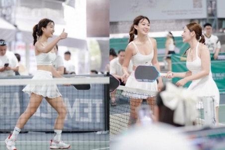 Hot girl "vén váy" xuất hiện như công chúa, đánh cặp pickleball với Chi Pu