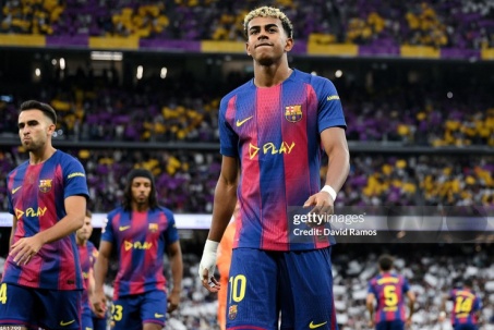 Lamine Yamal bị chỉ trích gây phản cảm, cảnh báo đi theo vết xe đổ của Neymar
