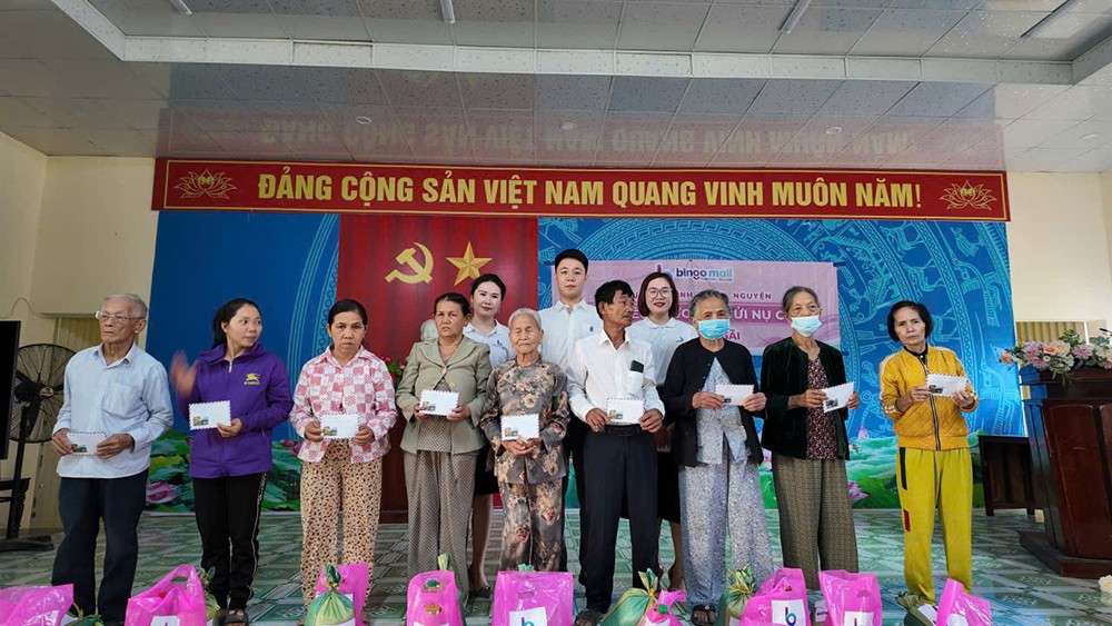 Chương trình “Trao yêu thương, gửi nụ cười” tiếp tục hành trình hoàn thành sứ mệnh của mình