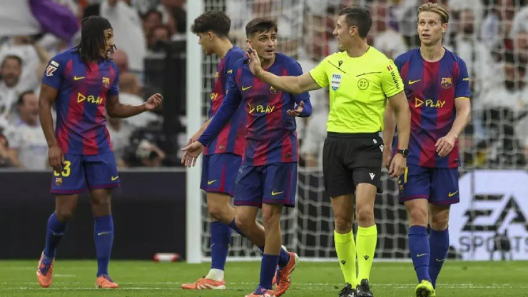 Trận Real - Barca nóng vì trọng tài & VAR, những quyết định xôn xao dư luận - 1