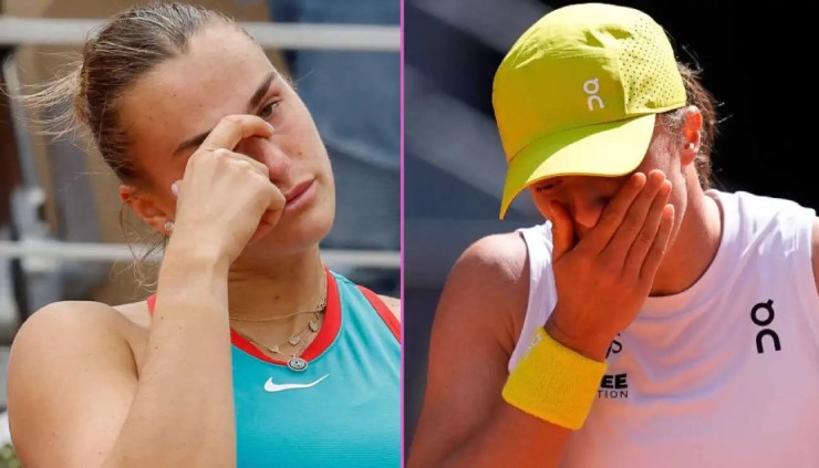 Sabalenka (bên trái) và Swiatek (bên phải) lại bị trừ điểm
