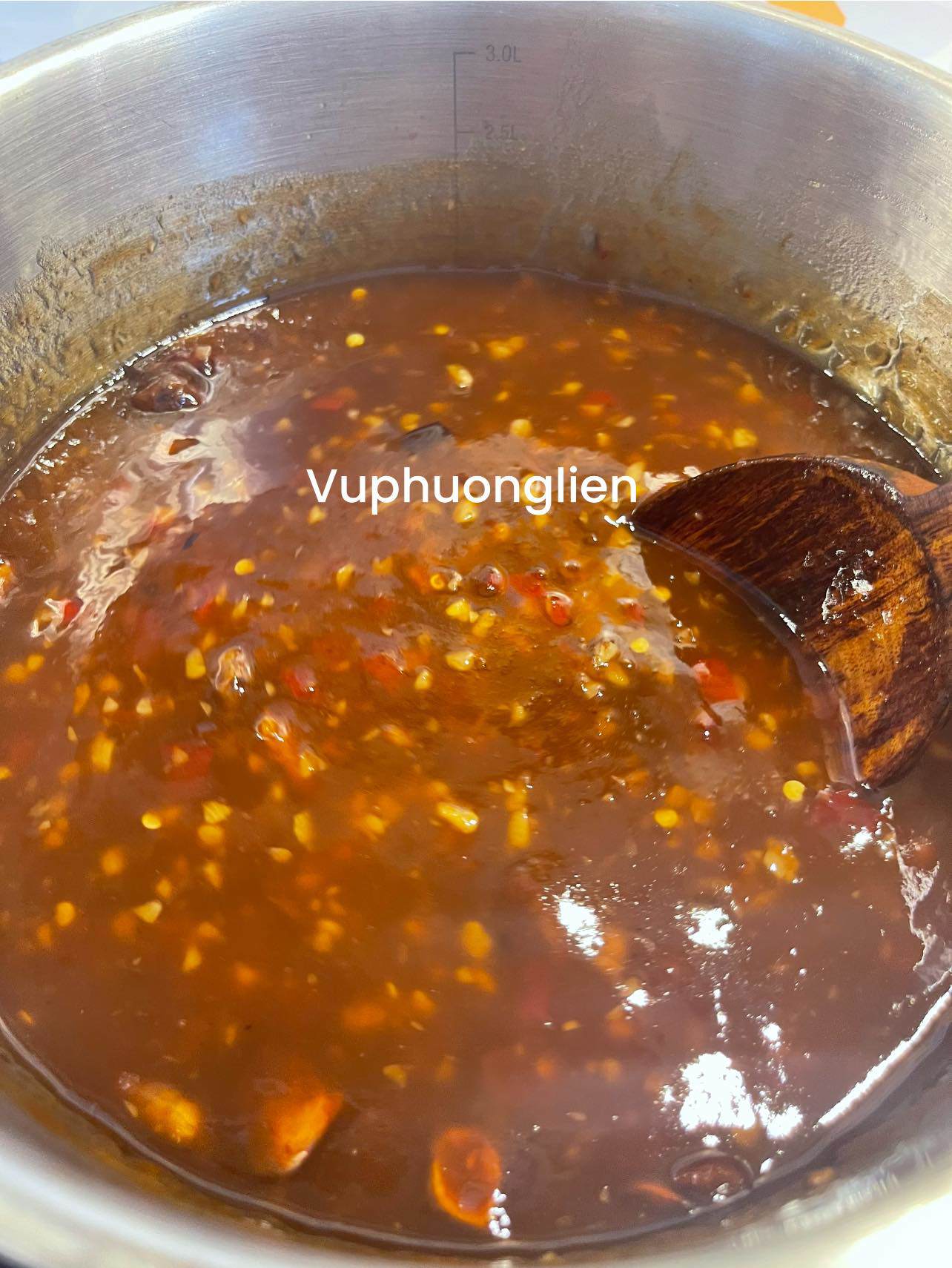 Công thức này áp dụng để làm nhiều sốt me sẵn, bảo quản trong ngăn mát tủ lạnh dùng dần trong vài tháng.