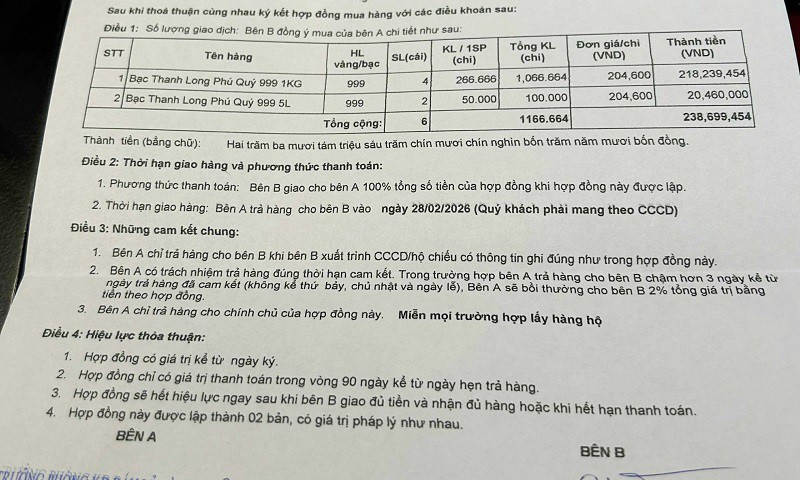 Chỉ sau hơn 1 tuần, chị Huyền lỗ tới hơn 25 triệu đồng vì xuống tiền mua bạc.
