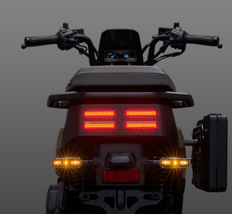 Ra mắt xe máy Honda Square X125 độc đáo, hút giới trẻ - 4