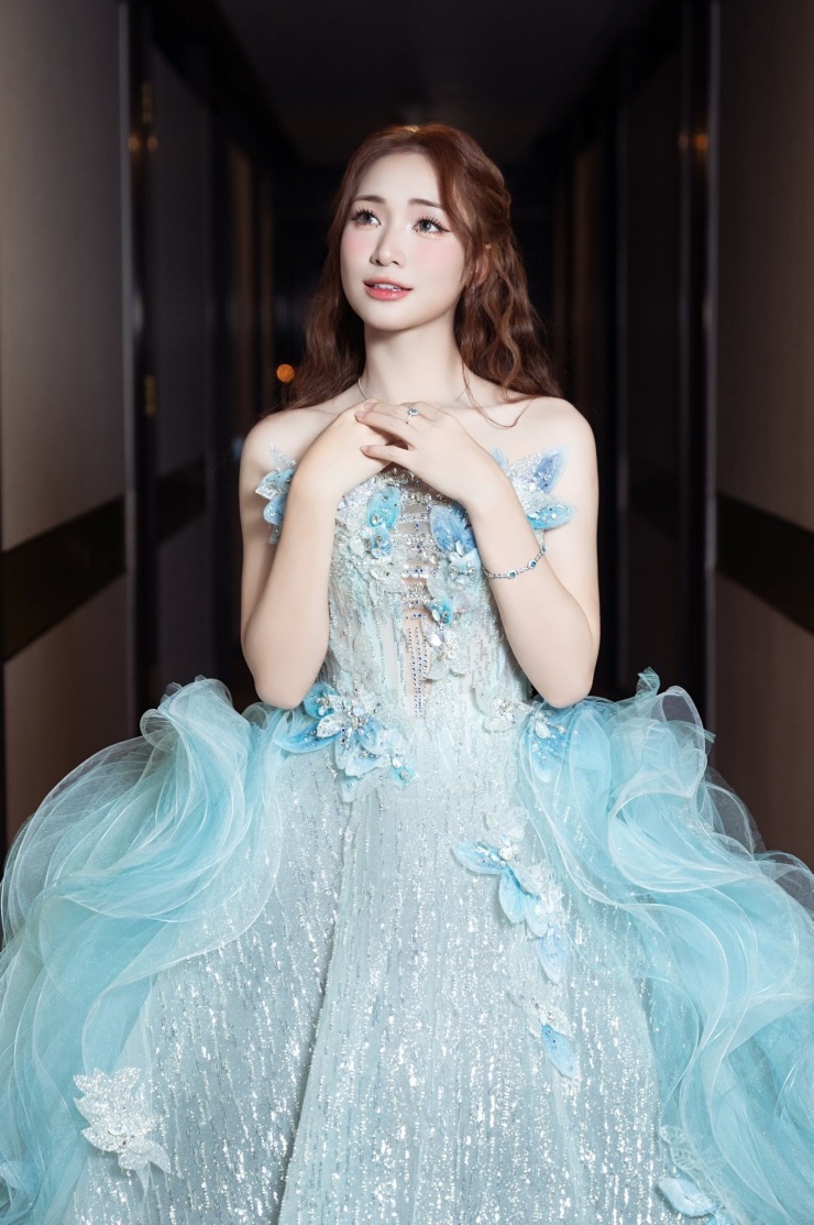 Hòa Minzy háo hức làm đám cưới, lên hẳn danh sách khách mời và thời gian, địa điểm rõ ràng - 1