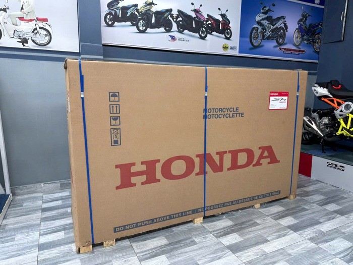 Honda SH 2026 về đại lý: Có màu trắng ngọc trai, giá dễ mua - 2
