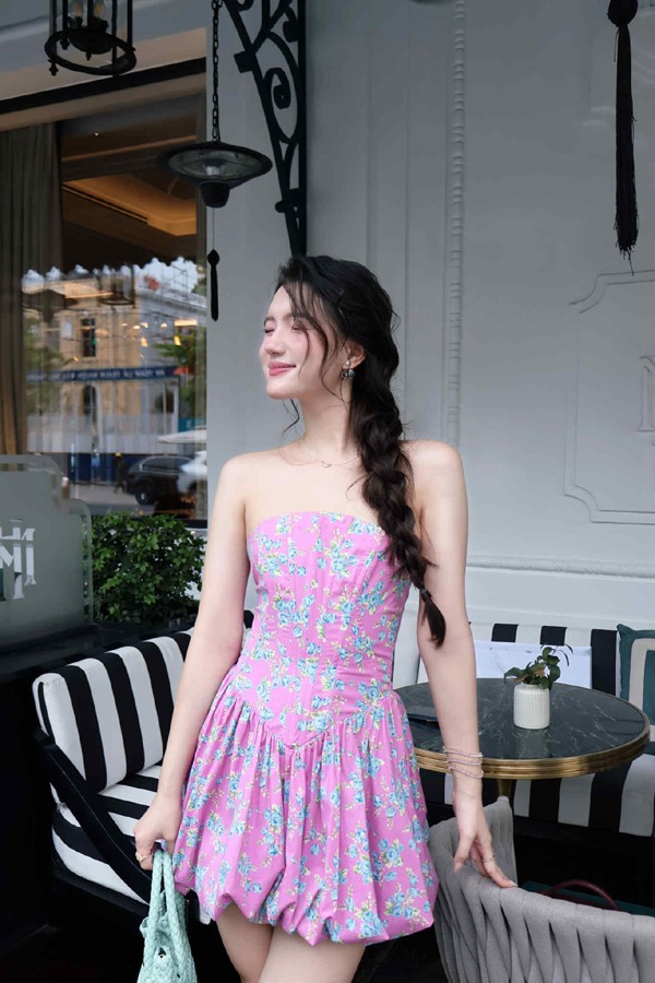 Người đẹp quê Phú Thọ cho biết sau cuộc thi cô muốn tập trung vào việc học và không có dự định cho con đường nghệ thuật.