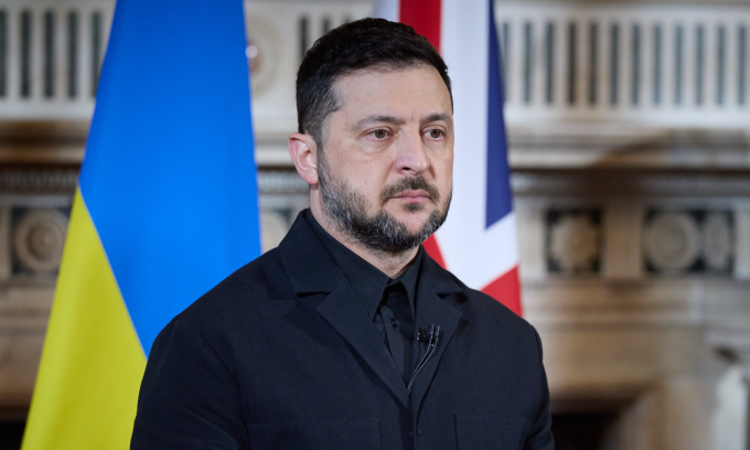 Ông Zelensky ra lệnh tập kích sâu hơn vào đất Nga - 1