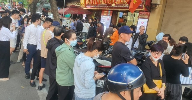 Giá vàng chiều 28/10: Tiếp tục giảm sâu, người ...