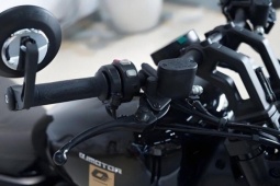 Xe côn tay 250cc giá 66 triệu đồng có ABS 2 kênh, đổ xăng một lần đi gần 500 km