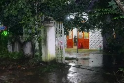 6 người bị giữ khẩn cấp vì 'mua vui' một thiếu nữ 15 tuổi