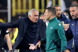 Hàng loạt trọng tài dính vào cá cược, Mourinho đã đúng về bóng đá Thổ Nhĩ Kỳ