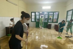 Cảnh tượng bên trong Bệnh viện Trung ương Huế sau cơn lũ dữ