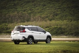 Giá xe Mitsubishi Xpander Cross lăn bánh tháng 10/2025