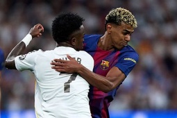 Yamal "chơi ngông" phản tác dụng, Barcelona không ai đủ tầm dạy dỗ thần đồng?