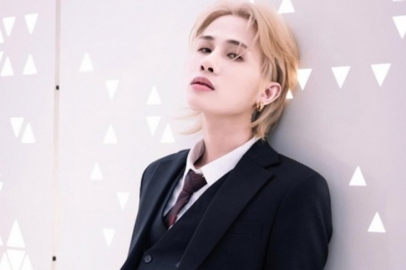 Đòn giáng mạnh nhất vào các nghệ sĩ Việt lệch chuẩn văn hóa