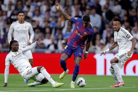 Rashford khiến truyền thông mâu thuẫn, kẻ khen người chê sau Siêu kinh điển
