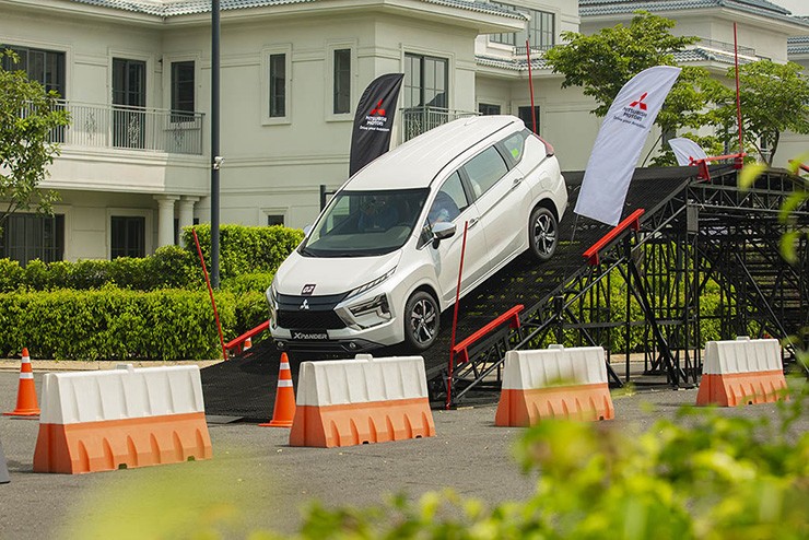 Giá xe Mitsubishi Xpander tháng 10/2025, ưu đãi tới 68 triệu đồng - 16