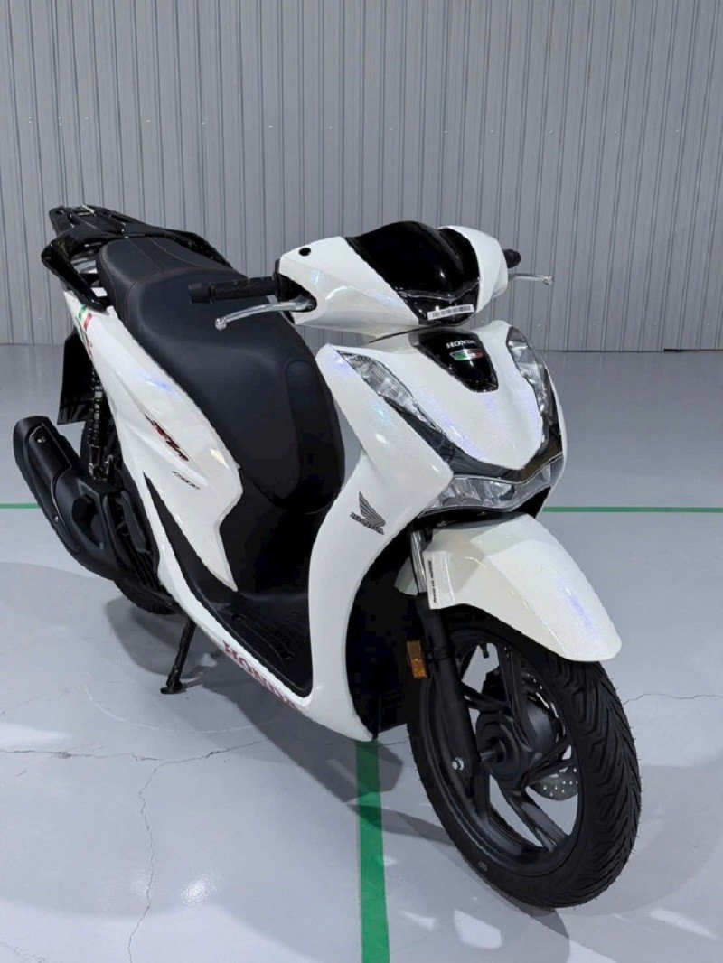 Honda SH 150i phiên bản 2026 nhập khẩu Ý có mặt tại Việt Nam