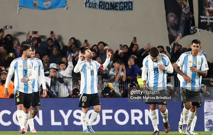 Messi vẫn chưa muốn khép lại hành trình cùng đội tuyển Argentina