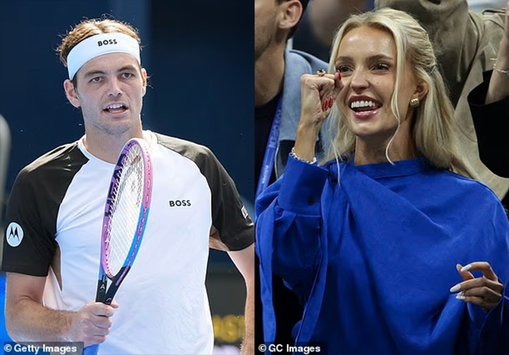 Riddle thường xuyên được nhìn thấy đang cổ vũ bạn trai trên khán đài tại các trận đấu của anh