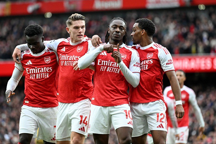 Sau nhiều năm thất vọng và hụt hơi, mọi yếu tố đều đang ủng hộ Arsenal