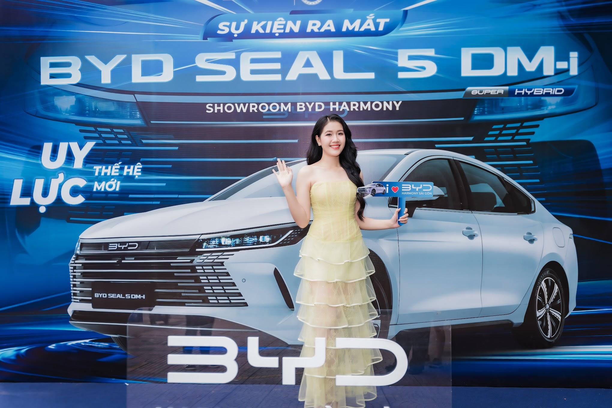 Top 10 Hoa hậu Sinh thái 2021 - Ms. Phạm Hồng Thắm