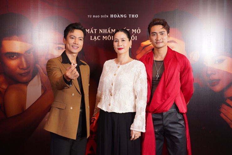 Bộ phim Việt ngập cảnh nóng, đạo diễn đáp trả - 2