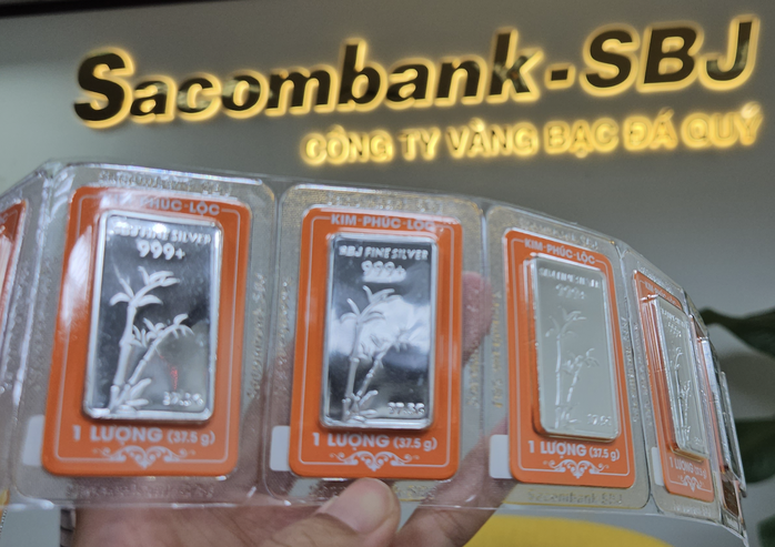 Giá bạc tăng trở lại