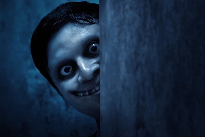 Một tấm ảnh quảng cáo về nhà ma Walsall Scare Maze khiến nhiều du khách "rợn tóc gáy". Ảnh: Walsall Scare Maze