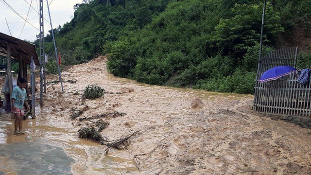 Nhiểu khu vực của miền Trung đối mặt với rủi ro lũ quét và sạt lở. 