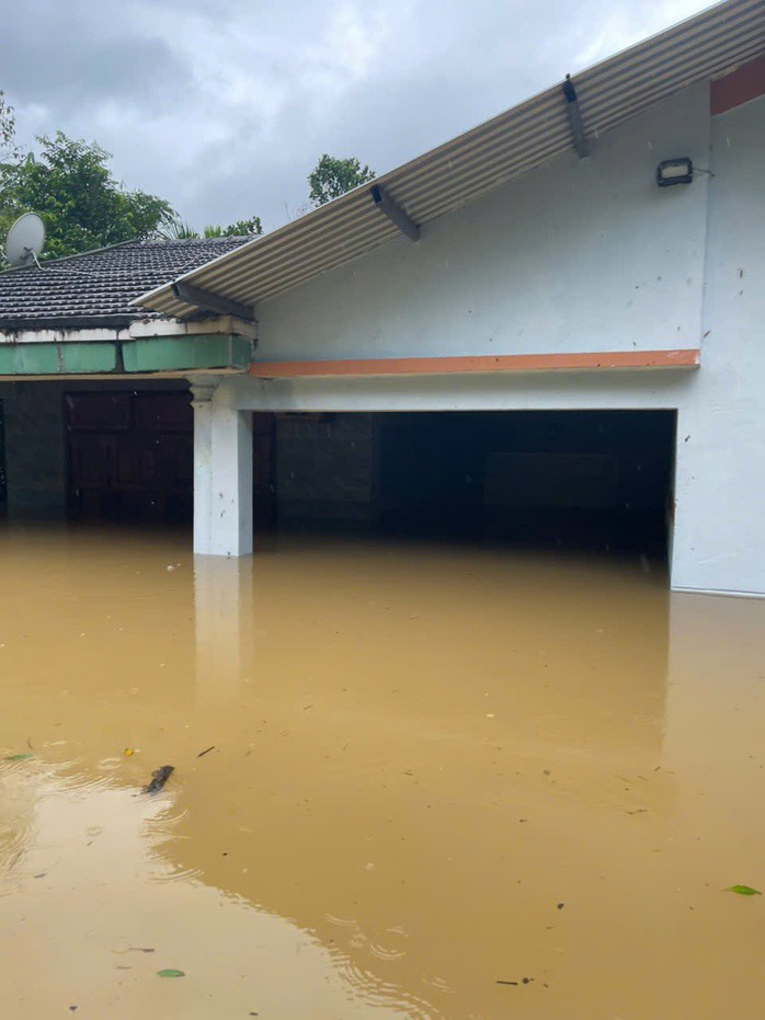 Lũ trên sông Vu Gia - Thu Bồn phá vỡ kỷ lục lịch sử năm 1964, Đà Nẵng đối mặt đại hồng thủy - 2
