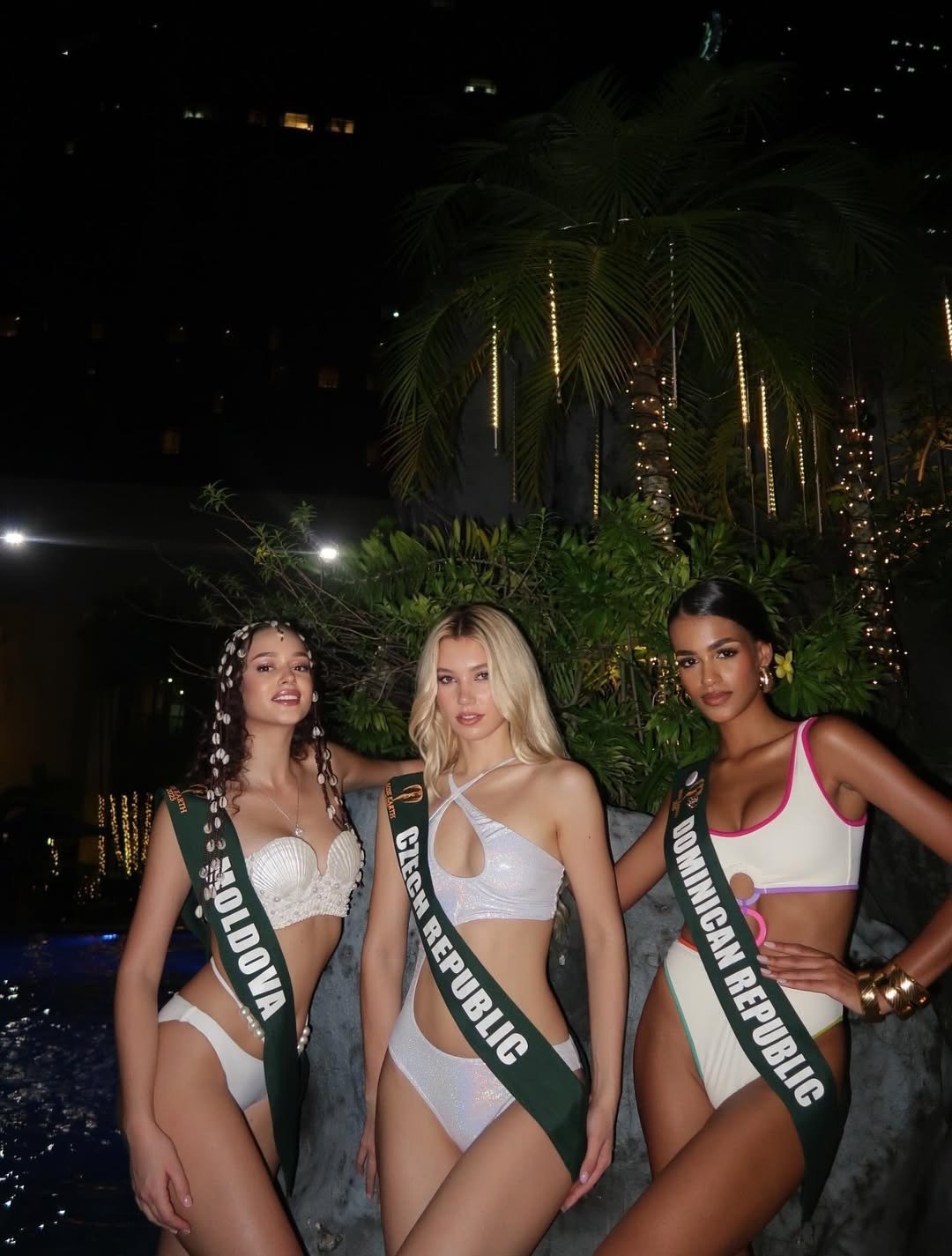 Thí sinh Hoa hậu Trái Đất 2025 trong hoạt động chụp ảnh áo tắm.