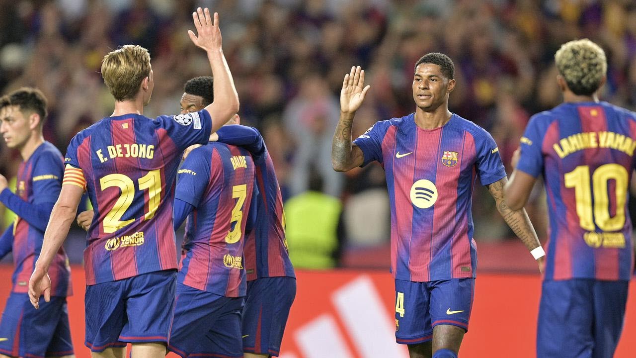 Rashford đá với nhiều cầu thủ đẳng cấp cao tại Barcelona