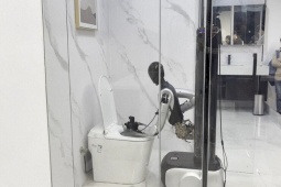 Robot Trung Quốc khiến thế giới sững sờ: Từ cọ bồn cầu đến chơi đàn piano như nghệ sĩ