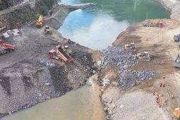 Trung Quốc hai lần chặn dòng sông lớn trong ngày để xây đồng thời hai nhà máy thủy điện