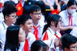 Tiếng Anh sẽ thành môn bắt buộc từ lớp 1