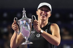 Nóng nhất thể thao sáng 30/10: Swiatek rơi vào bảng khó ở WTA Finals 2025