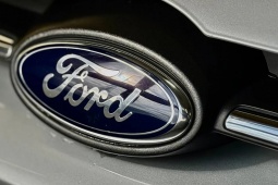 Ford triệu hồi hơn 1,4 triệu xe vì lỗi camera lùi