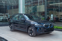 BMW iX3 giảm "sốc" hơn 1 tỷ đồng tại đại lý