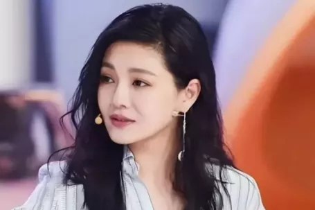 Từ Hy Viên tro cốt bị phân thành 7