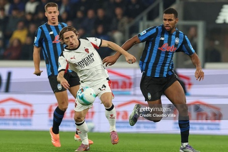 Video bóng đá Atalanta - AC Milan: Lão tướng Modric nỗ lực, hiệp 1 tưng bừng (Serie A)