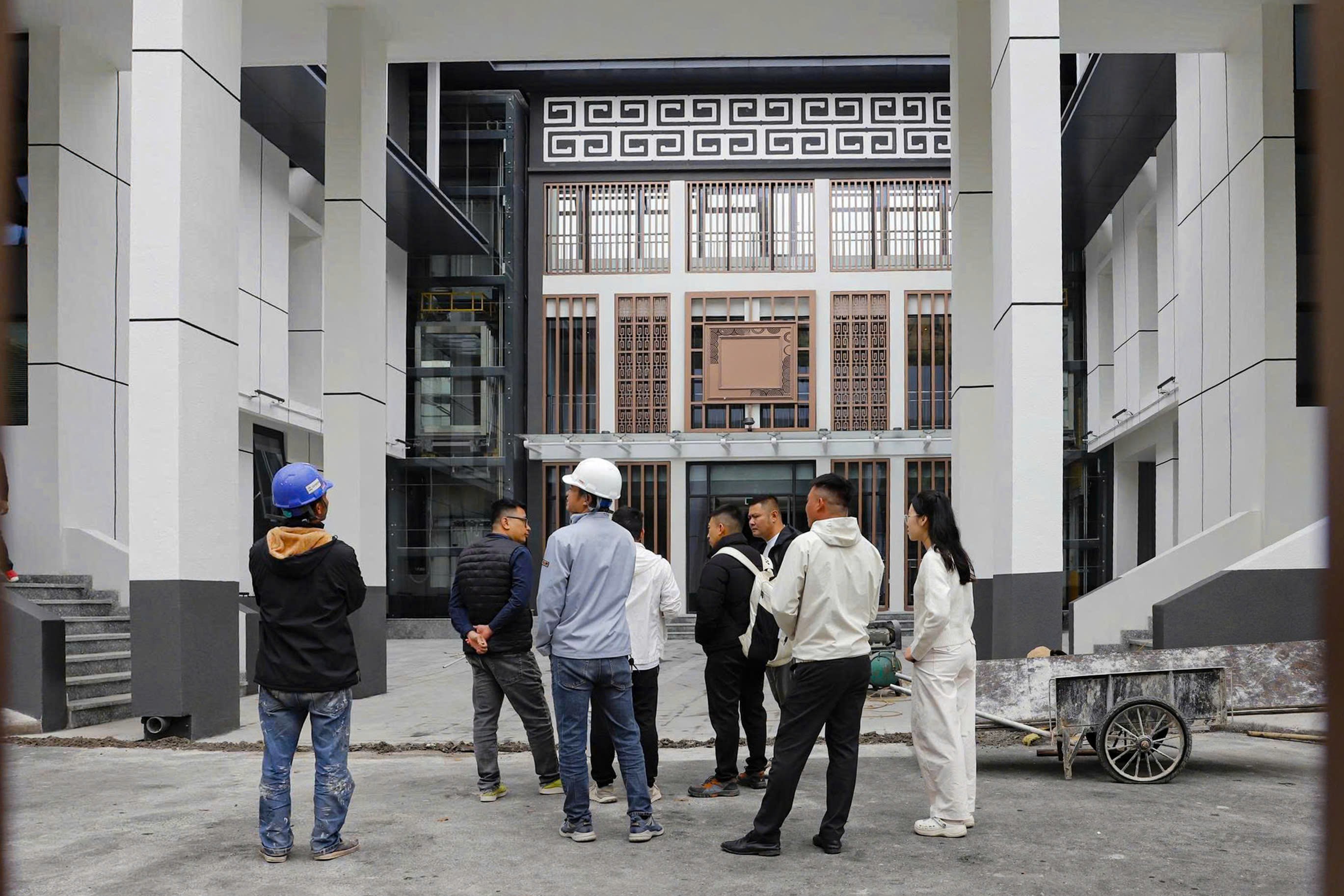 Được biết, ngôi nhà được phía Bugaria bàn giao cho Việt Nam vào năm 2018 và tiến hành tu sửa từ đầu năm đến nay.