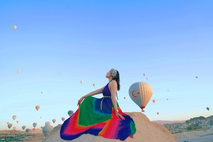 Chị Ngọc tại Cappadocia (Thổ Nhĩ Kỳ), nơi được mệnh danh là "điểm bay khinh khí cầu đẹp nhất thế giới"