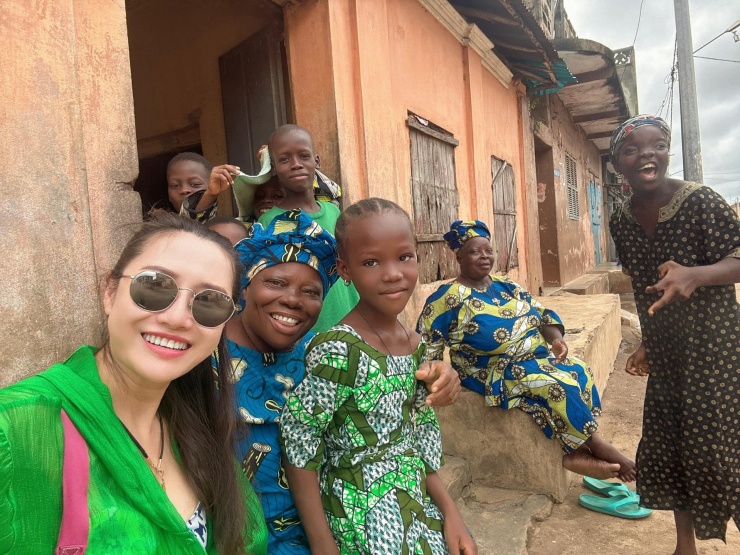 Chị Ngọc tới 5 quốc gia Tây Phi là Mauritania, Mali, Burkina Faso, Togo, Benin