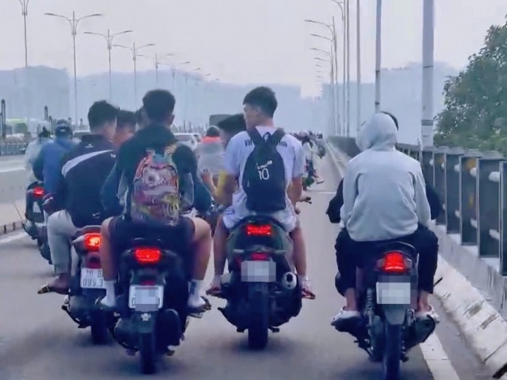 Hình ảnh vi phạm được người dân ghi lại.