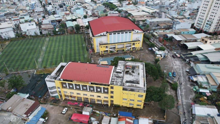 Nhà nghiêng, tường đứt gãy nơi sụt lún nhất TP HCM - 1